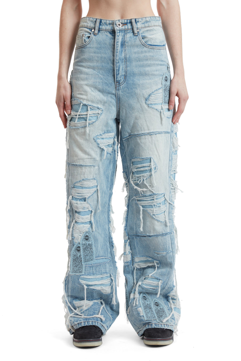 WHO DECIDES WAR FULL DISTRESS ARCH DENIM — vista 3