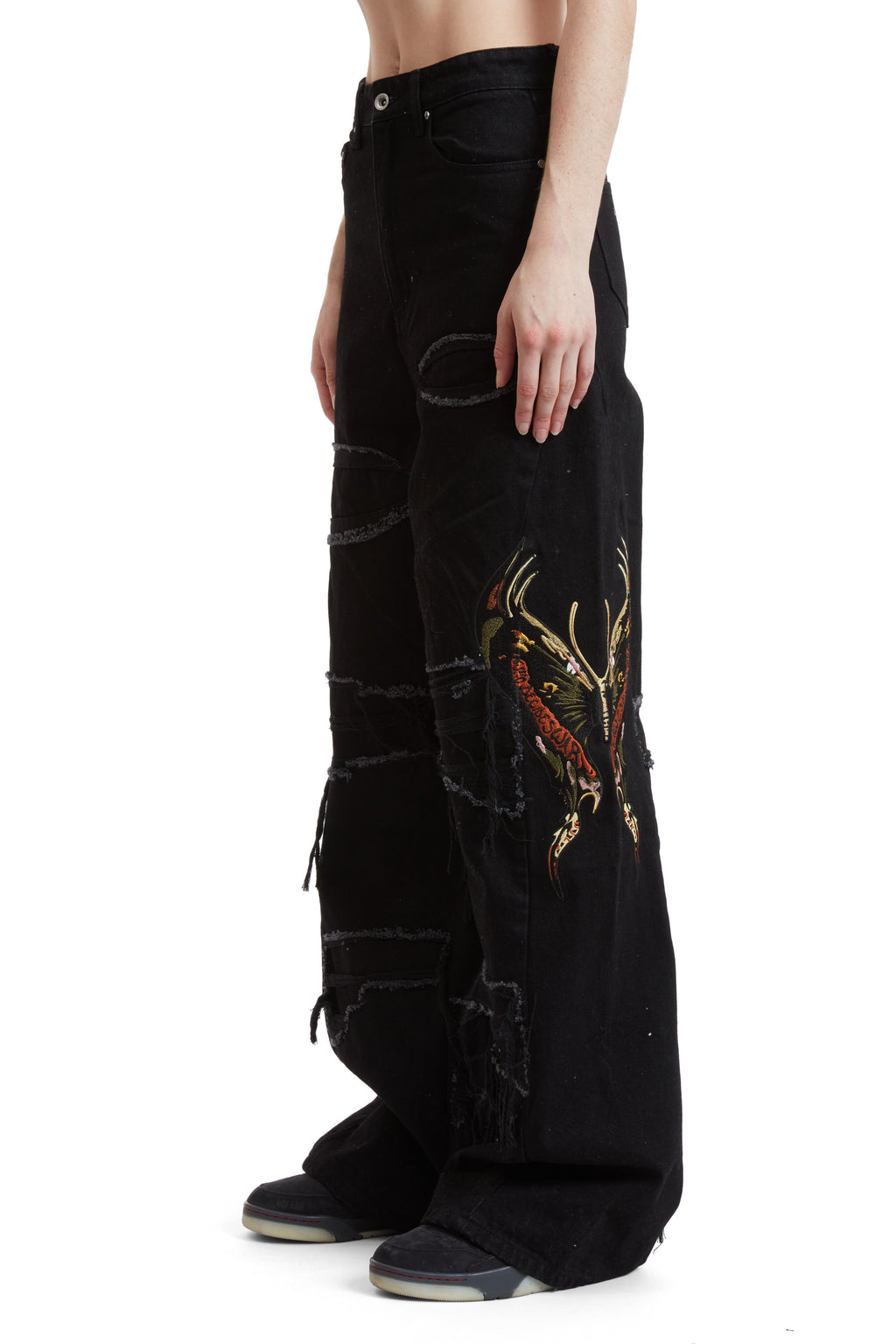 WHO DECIDES WAR VISITOR PANT — vista 4