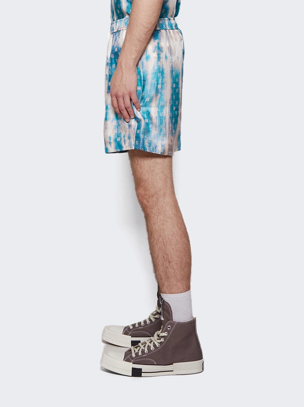 AMIRI BLEACHED PAISLEY MA SILK SHORT AQUA
