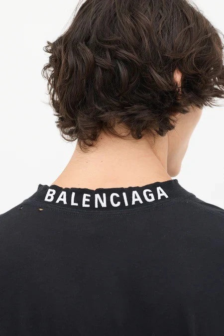 BALENCIAGA NECK EMBROIDERED LOGO BLACK T-SHIRT