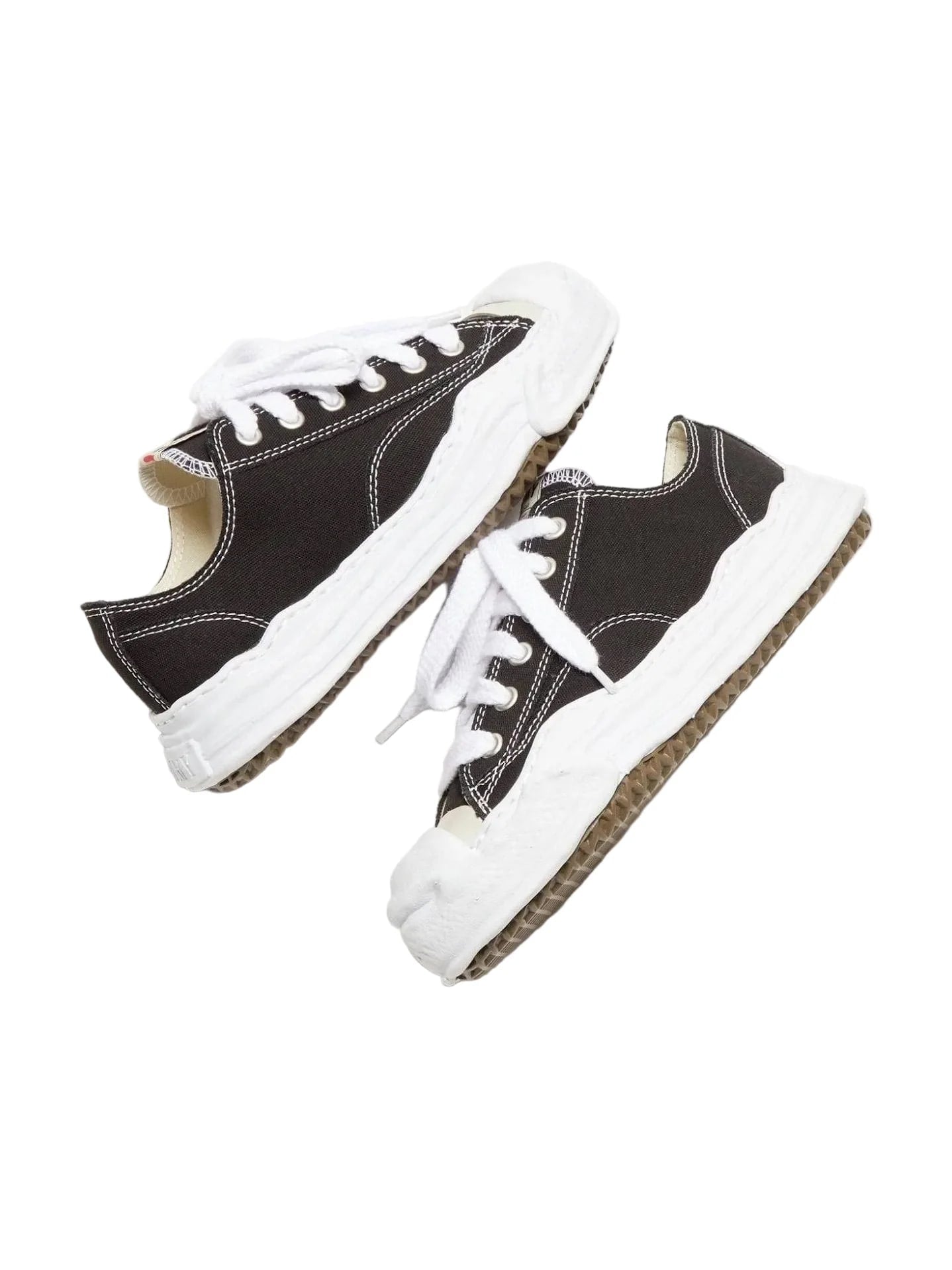 MAISON MIHARA PETERSON OG SOLE CANVAS BLACK WHITE