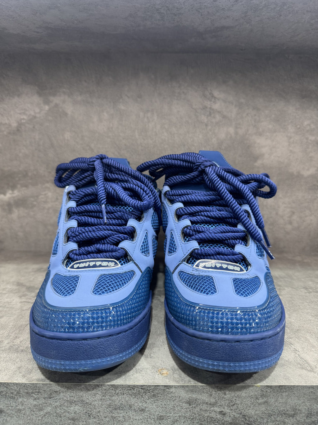 LOUIS VUITTON SKATE BLUE