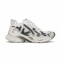 Zapatillas Balenciaga Runner Gradient White de The Hype Company con diseño desgastado y detalles en malla blanca
