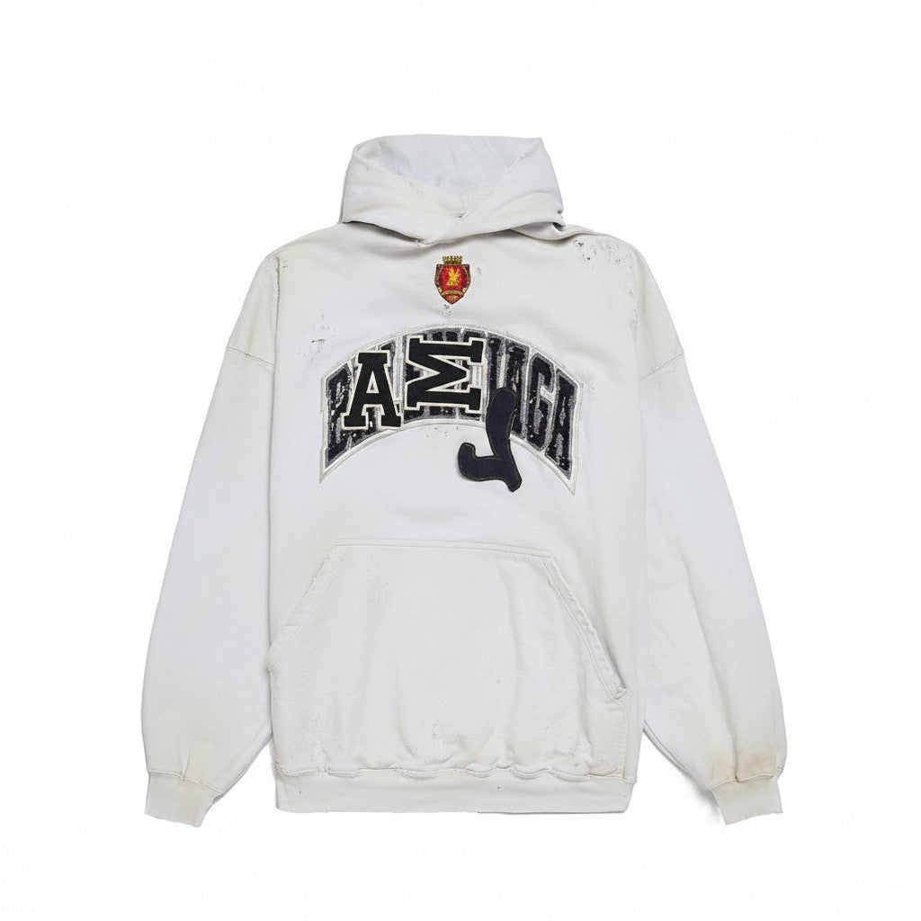 The Hype Company sudadera con capucha blanca desgastada con logo de Balenciaga estilo skater y escudo en la parte delantera.