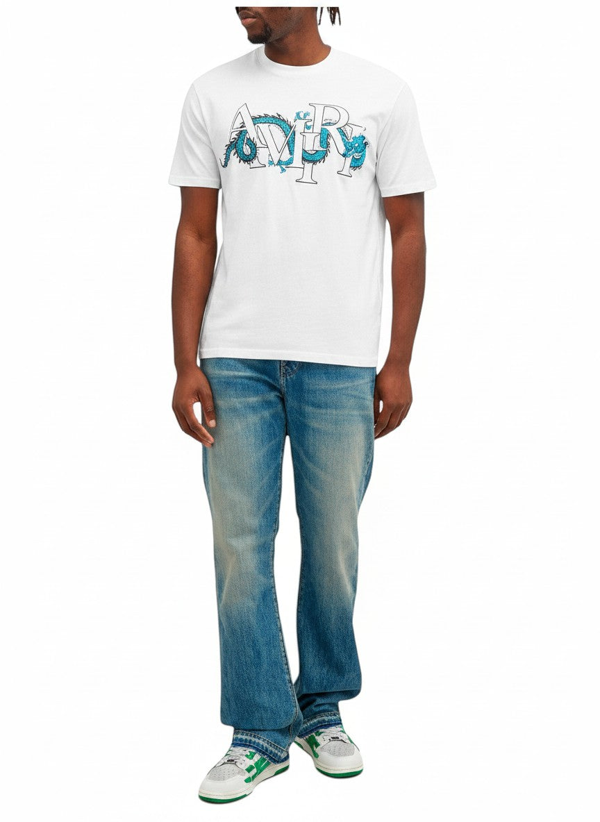 Camiseta blanca de algodón The Hype Company con estampado de dragón azul y logo AMIRI para hombre