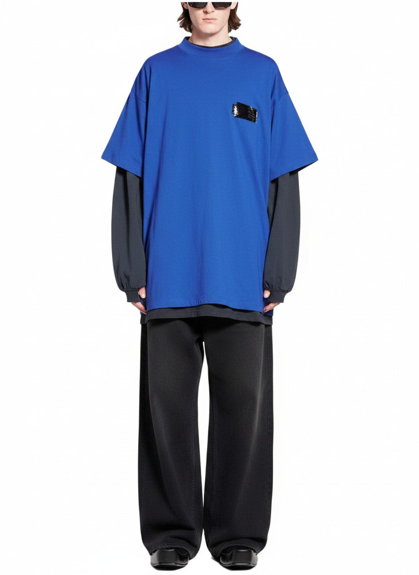 Camiseta The Hype Company Balenciaga Campaign Political Tape azul con diseño de capas y mangas largas negras