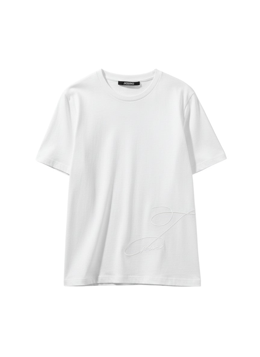 Camiseta blanca de algodón The Hype Company con bordado de letra J grande en la parte inferior