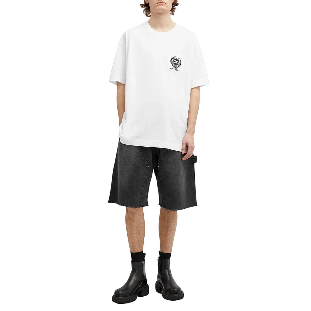 Camiseta blanca de algodón The Hype Company con logo de escudo Givenchy en el pecho y corte oversize