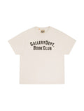 Camiseta The Hype Company Gallery Dept Book Club de algodón color crema con letras negras estilo universitario