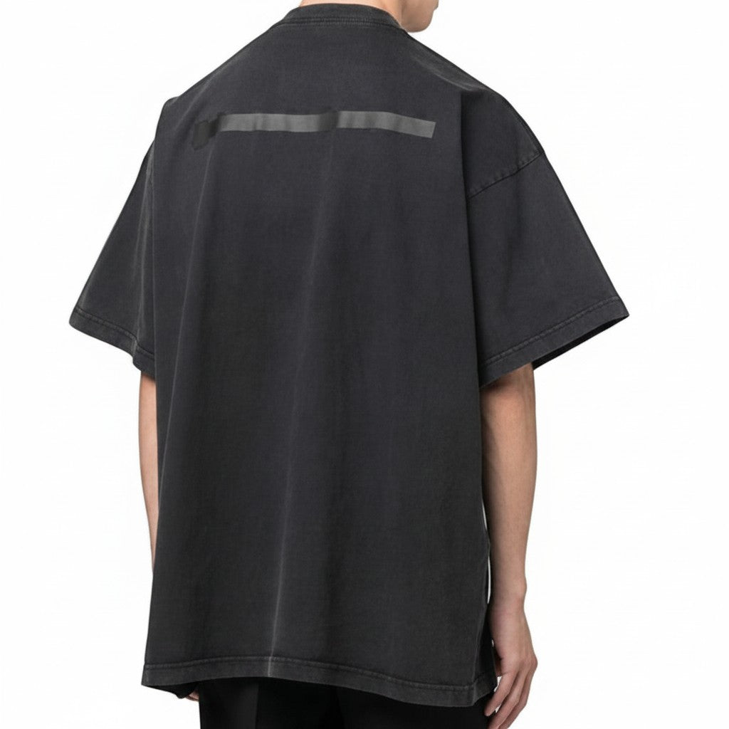 The Hype Company camiseta negra de algodón con estampado de banda horizontal en la espalda. Corte oversize.