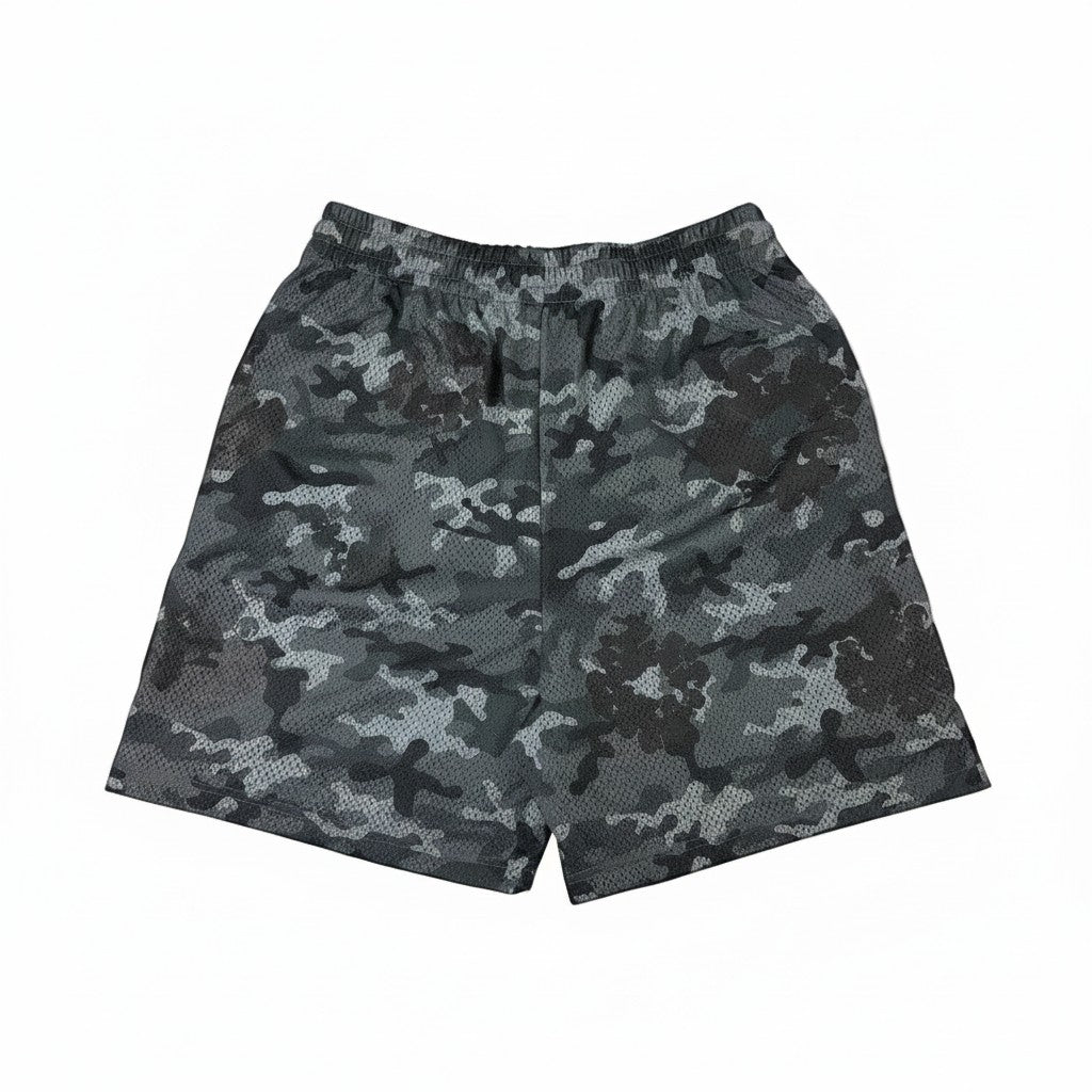 The Hype Company shorts de malla negros con estampado de camuflaje y detalle de corona de algodón.