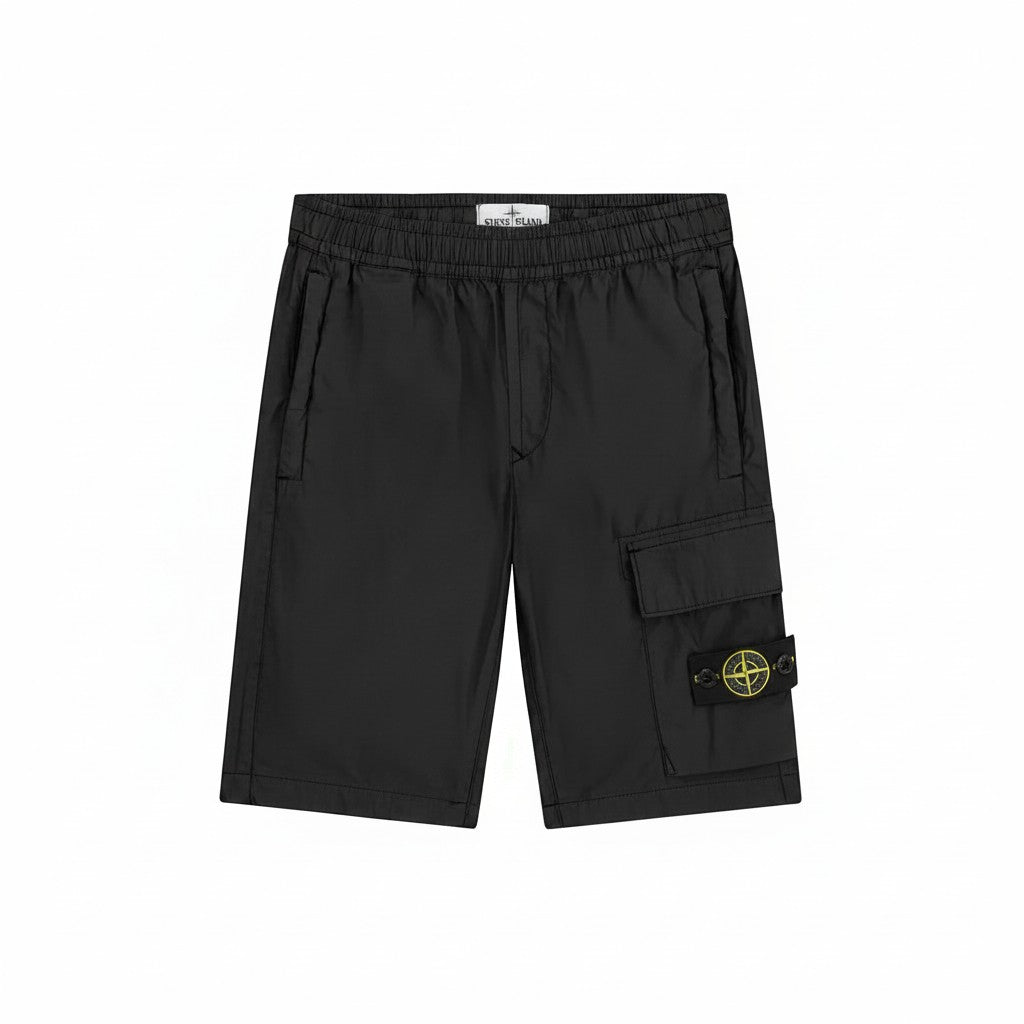 The Hype Company shorts cargo negros de hombre con bolsillo lateral y parche de logo.