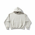 Sudadera con capucha BALENCI CRYPTO de The Hype Company en color beige con logo en relieve y detalles en las mangas.