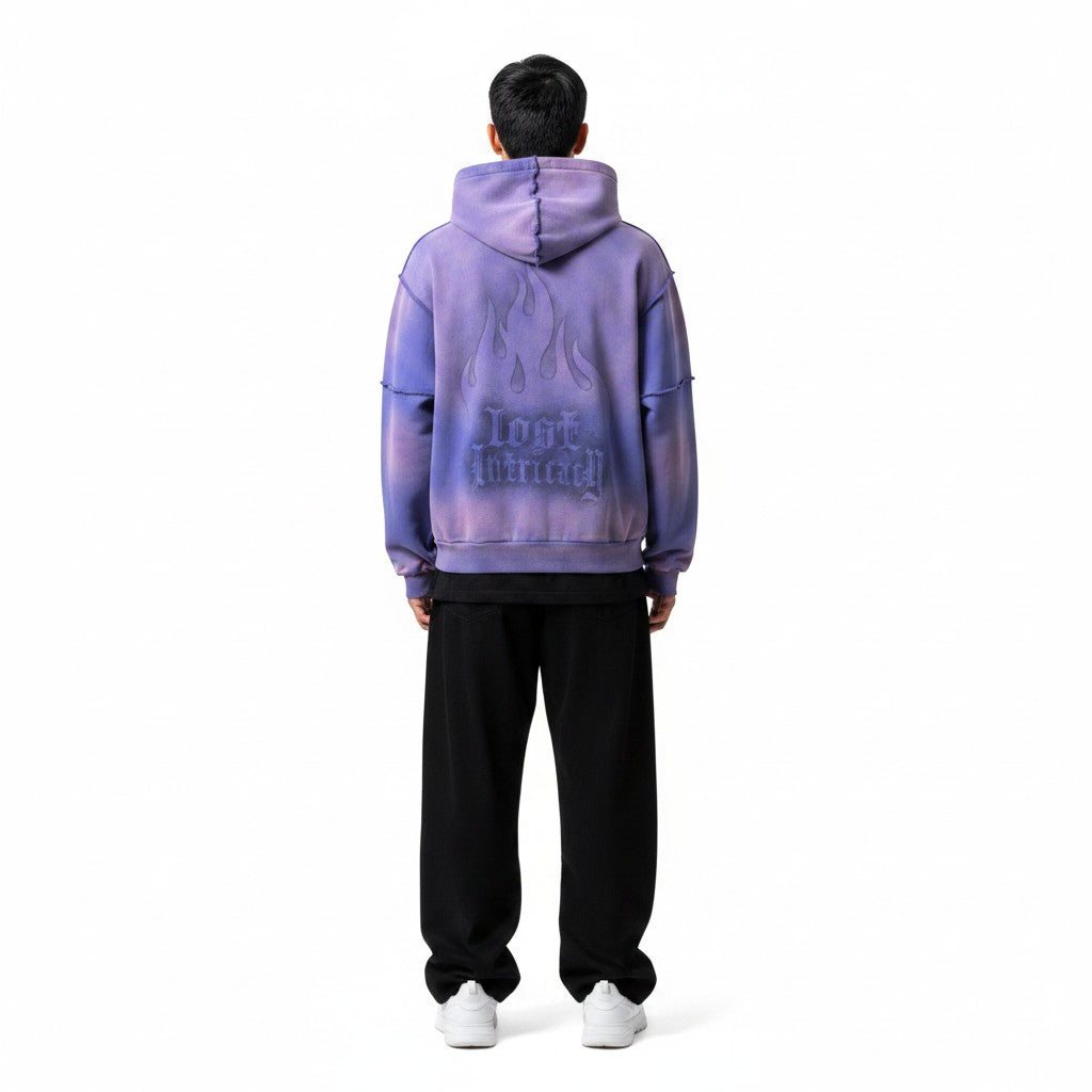 The Hype Company sudadera morada con cremallera y estampado de llamas y "Lost Intricacy" en relieve.