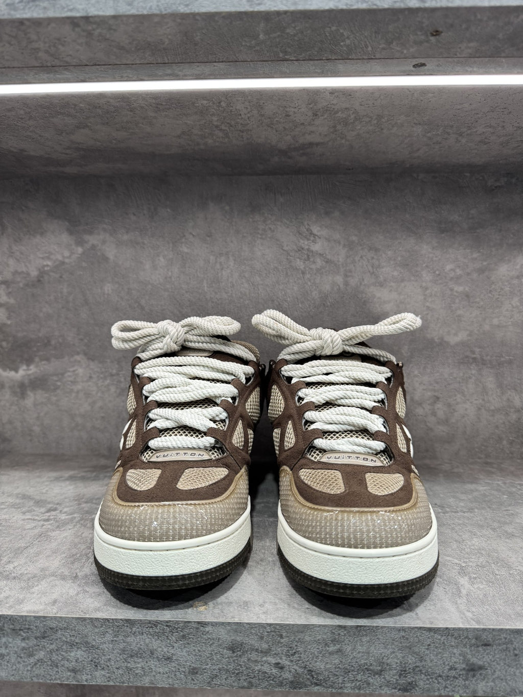 LOUIS VUITTON LV SKATE DARK BROWN