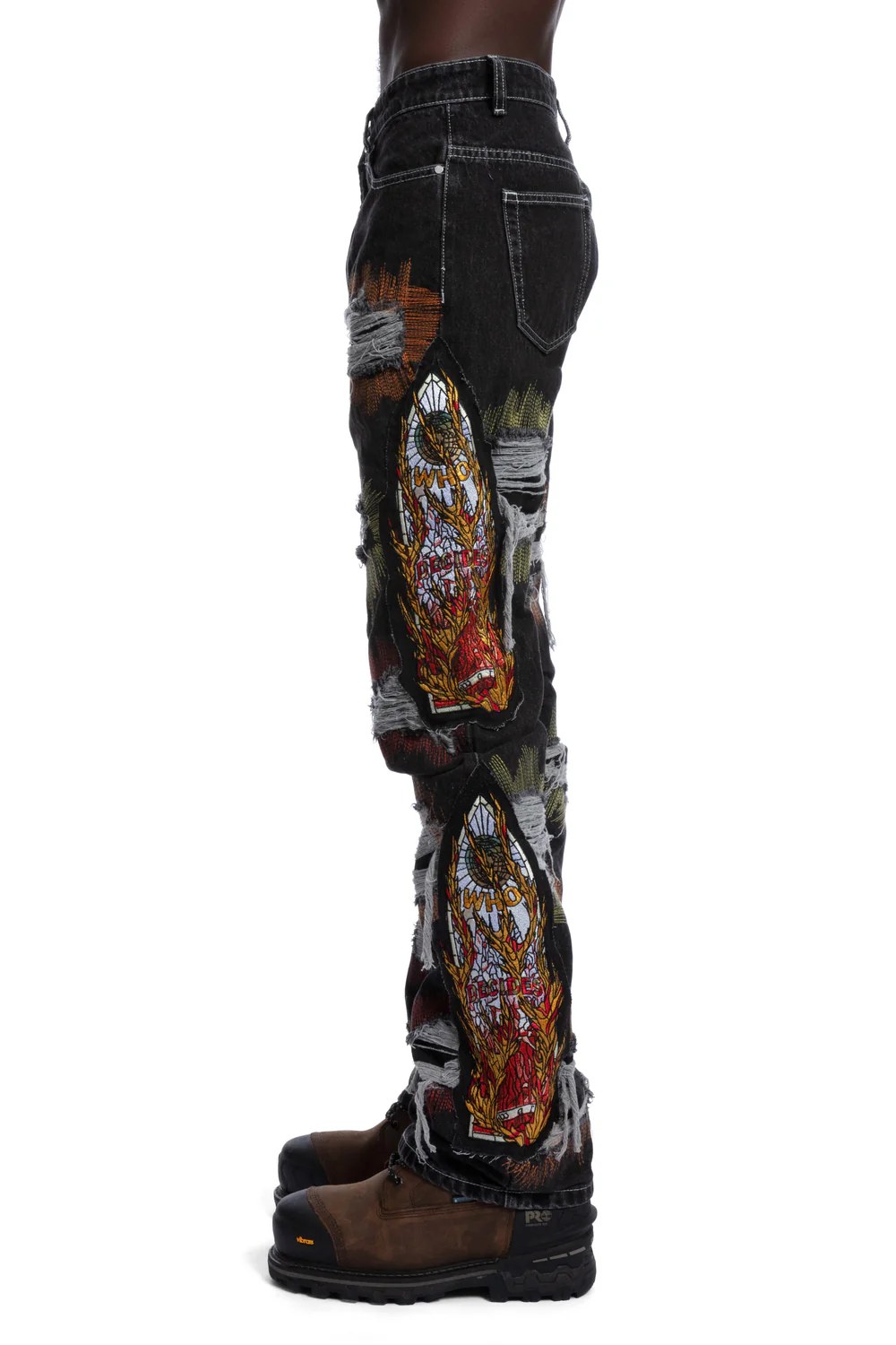 WHO DECIDES WAR BLACK WASH DISTRESSED JEANS