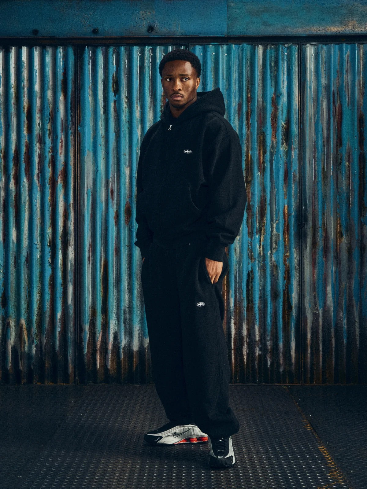 CORTEIZ MINI ISLAND ZIP HOODIE BLACK
