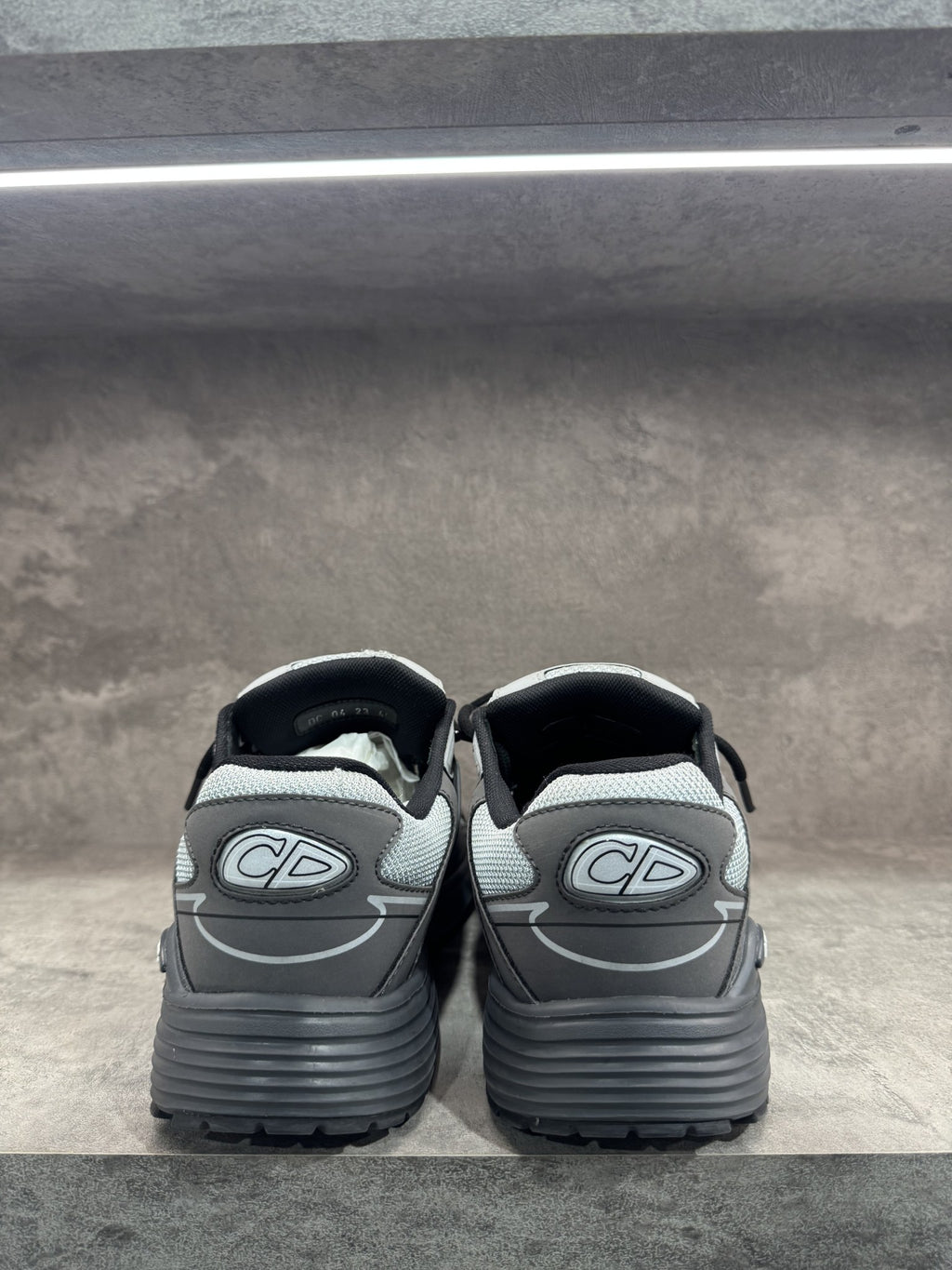 DIOR B30 GREY BLACK SNEAKERS