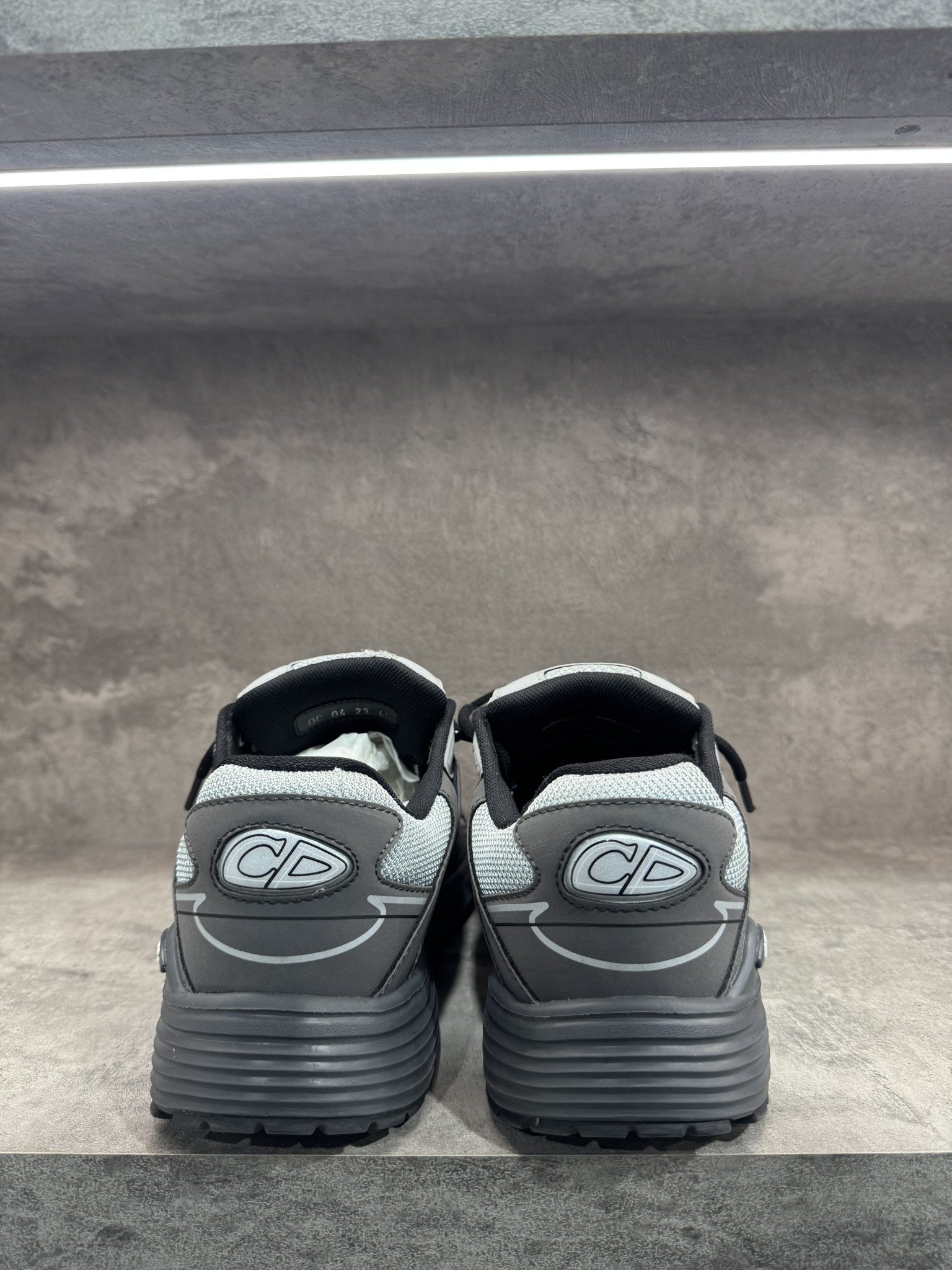 DIOR B30 GREY BLACK SNEAKERS