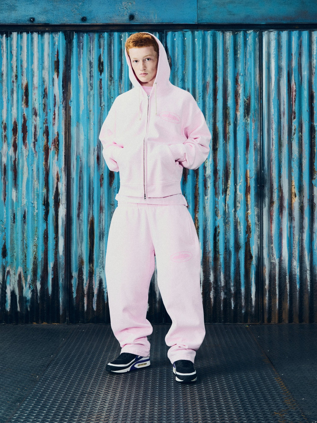 CORTEIZ ISLAND KNOCKOUT ZIP UP HOODIE PINK